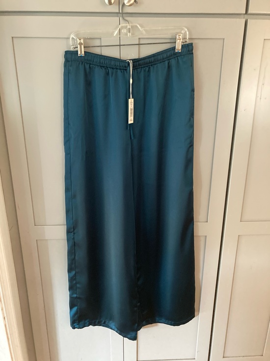 Max Studio Pants - Teal Wide-Leg Satin Max Studio NWT and Pockets
